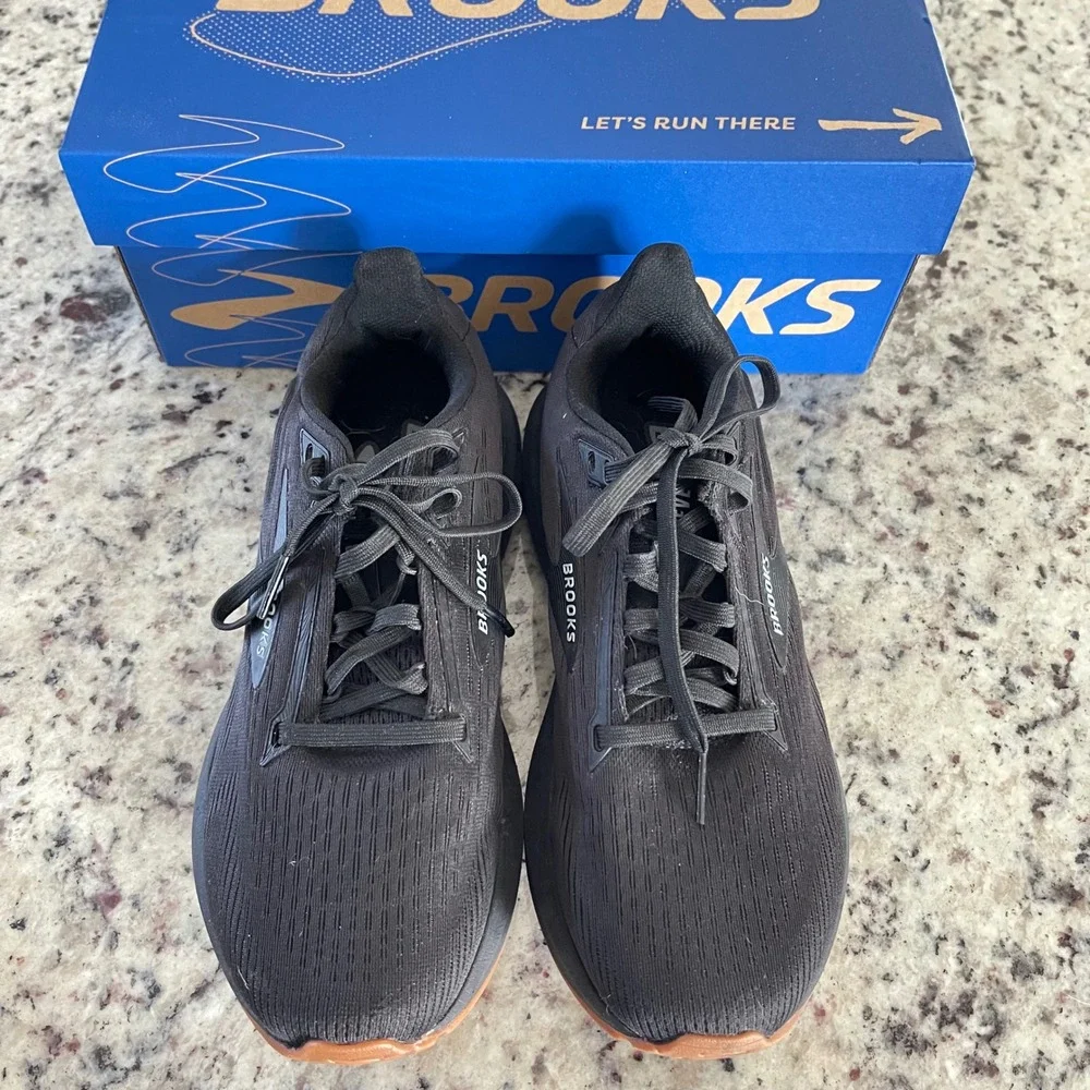 Brooks Revel 8 Running Shoes Womens 7 Black Neutral Sneakers 1204561B072